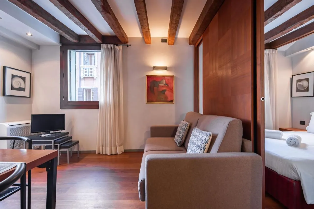 Apartamento Ve.N.I.Ce Cera San Moise Venecia